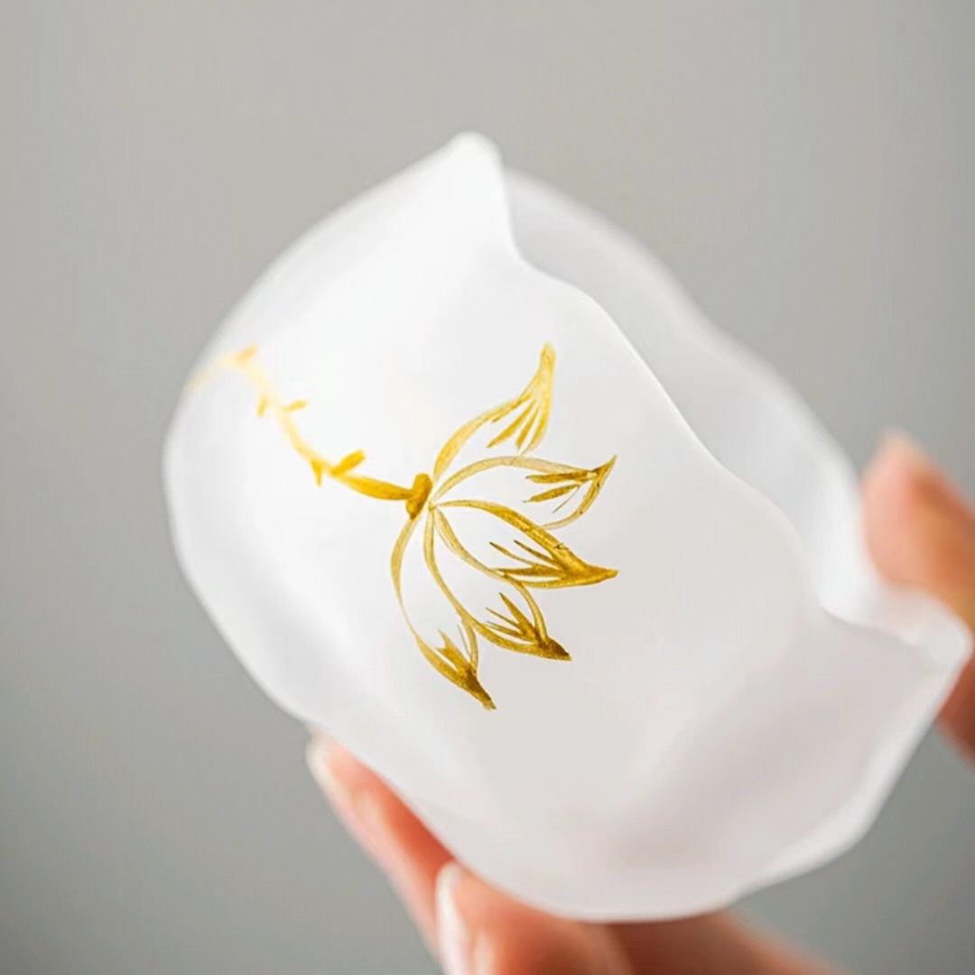 【汀和大福】磨砂玻璃主人杯帶杯墊女士精緻茶杯 【汀和大福】磨砂玻璃主人杯帶杯墊女士精緻茶杯